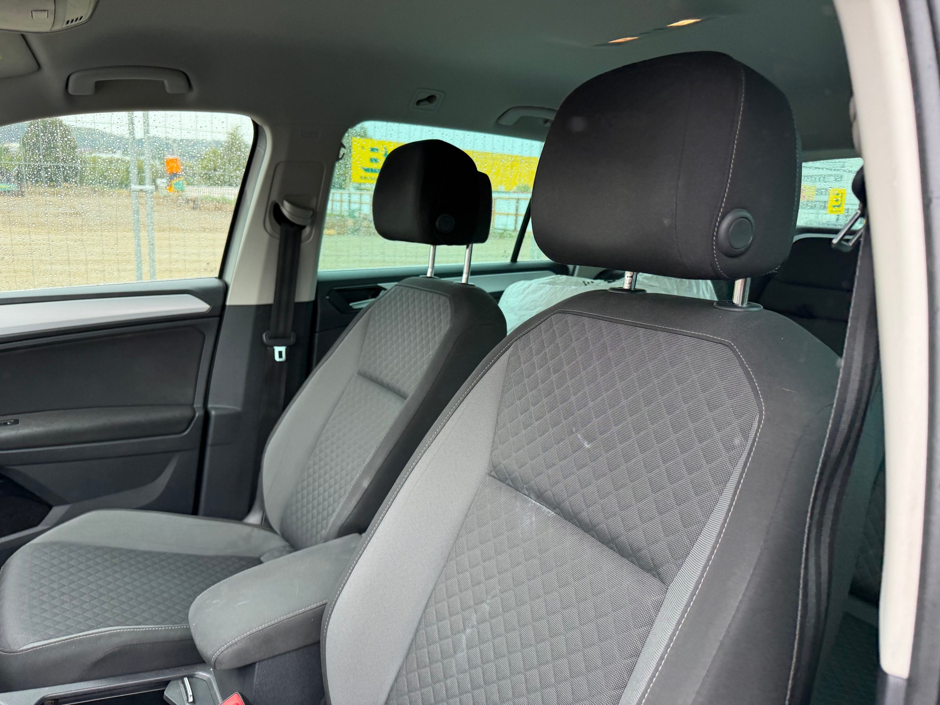 VW Tiguan 2.0 TDI SCR Trendline 4Motion DSG-image-7