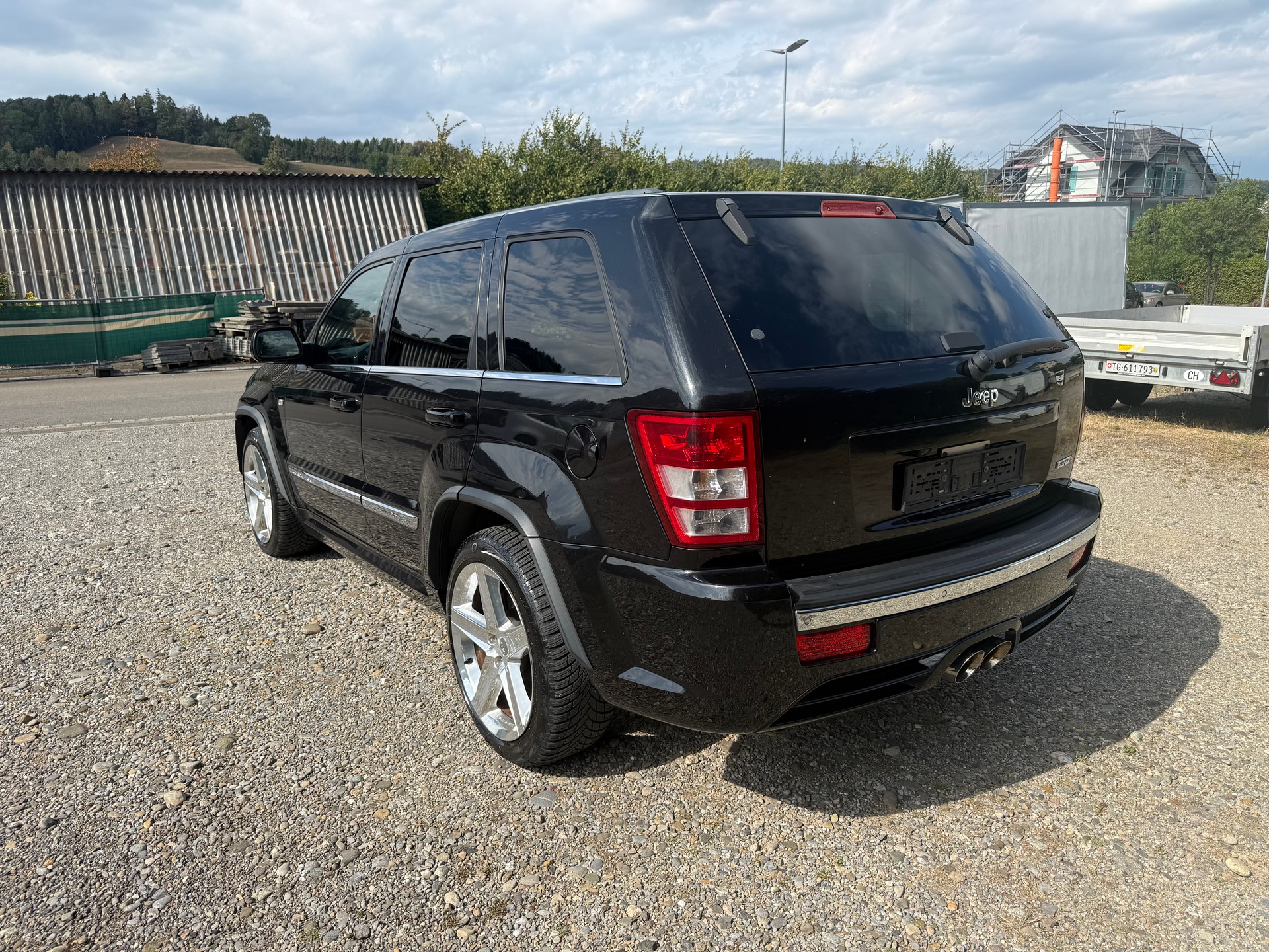 JEEP Grand Cherokee 6.1 HEMI SRT8 Automatic-image-3