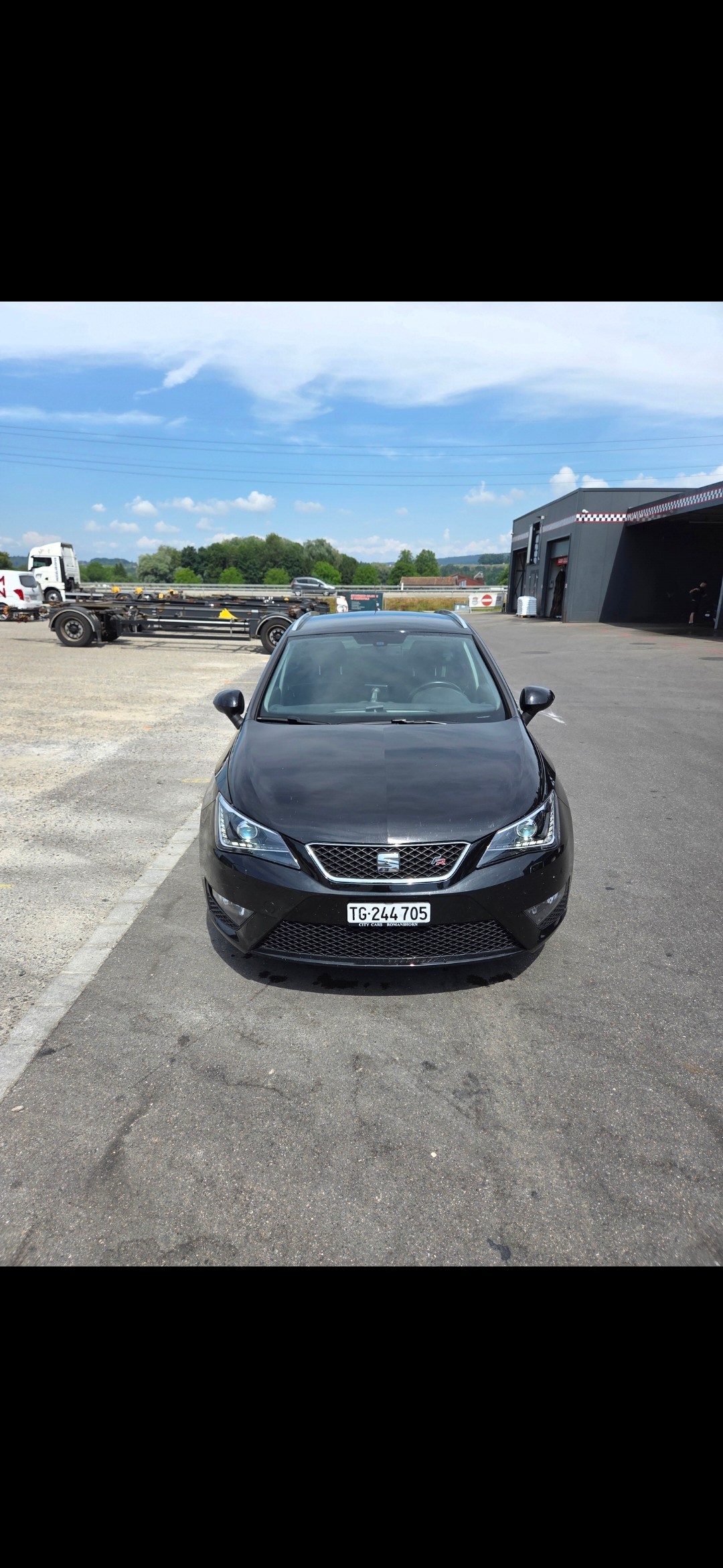 SEAT 1.2 TSI EcoM FR Viva S/S - Öl Service frisch, MFK bis 08.2027, 8 fach bereift, - Verhandelbar-image-0