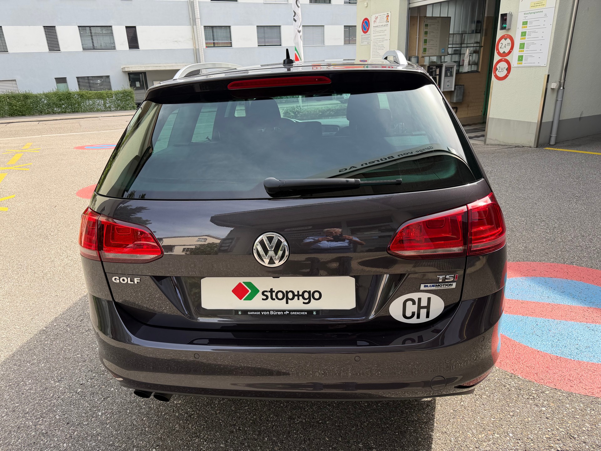 VW Golf Variant 1.4 TSI Lounge-image-5
