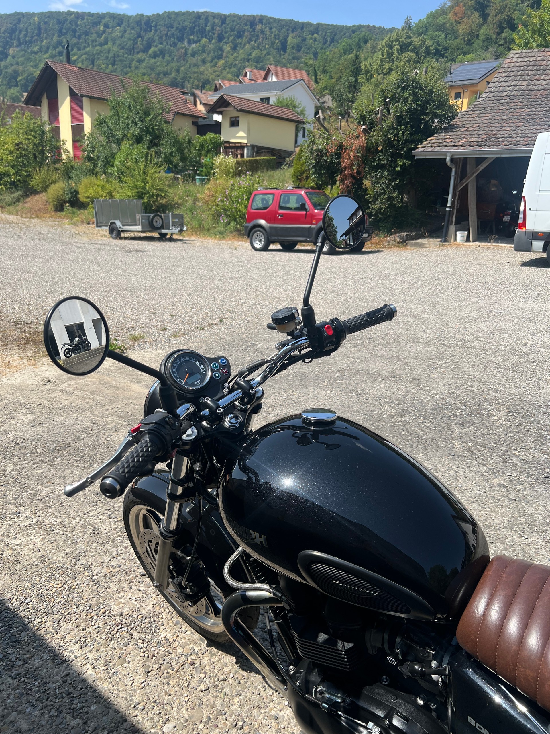 TRIUMPH Bonneville SE 900 i-image-8