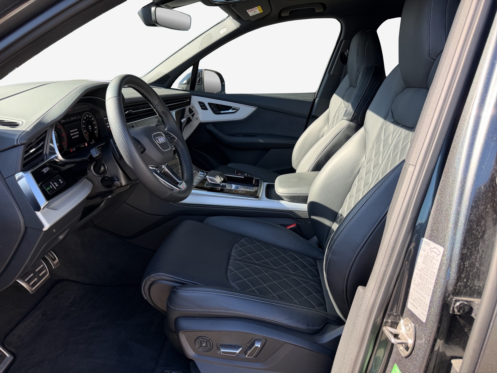 AUDI Q7 SUV TDI quattro 210 kW S Line tiptronic-image-7