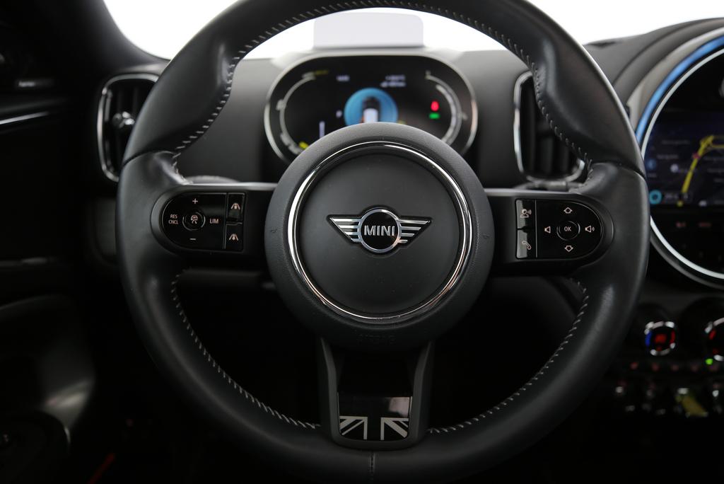 MINI Countryman F60 1.5i Cooper S E ALL4-image-5
