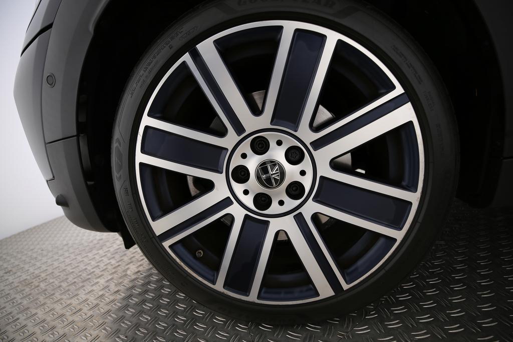 MINI Countryman F60 1.5i Cooper S E ALL4-image-15