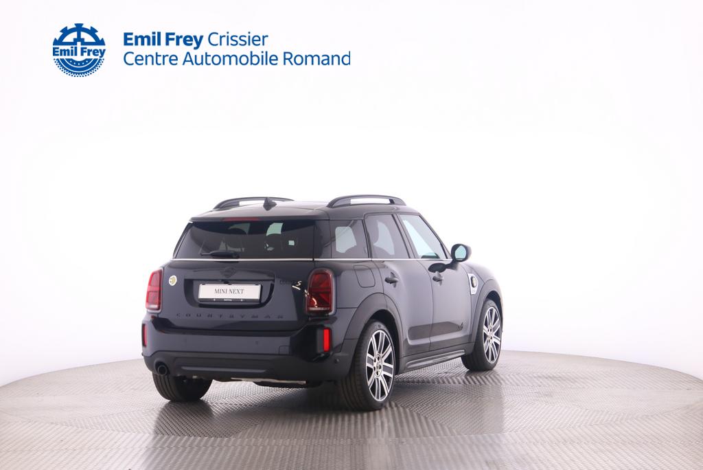 MINI Countryman F60 1.5i Cooper S E ALL4-image-2