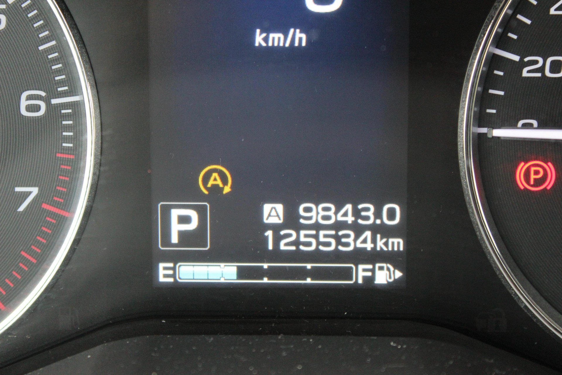 SUBARU XV 1.6i Swiss Plus-image-8