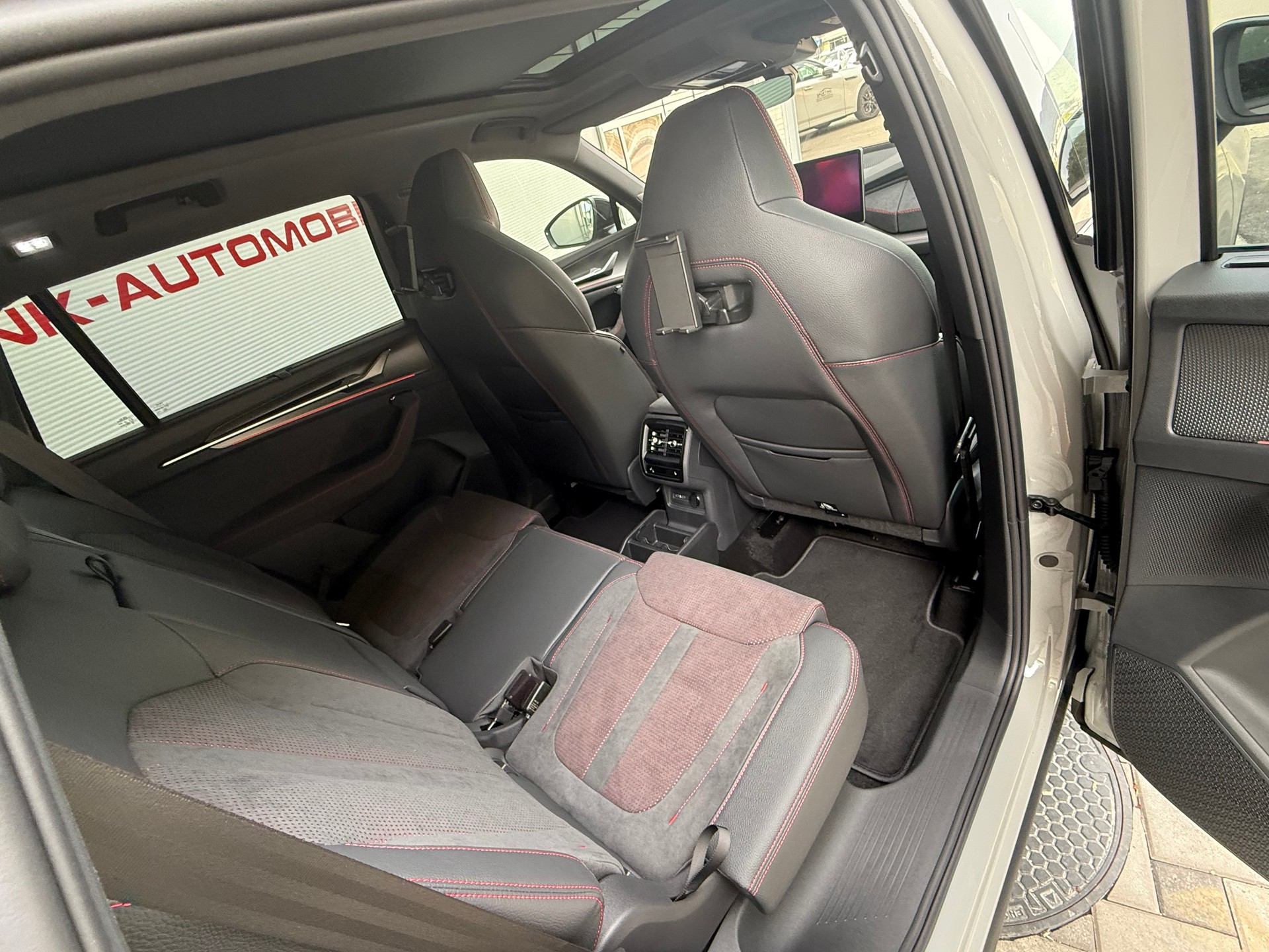 SKODA Kodiaq 2.0 TSI RS 4x4-image-6