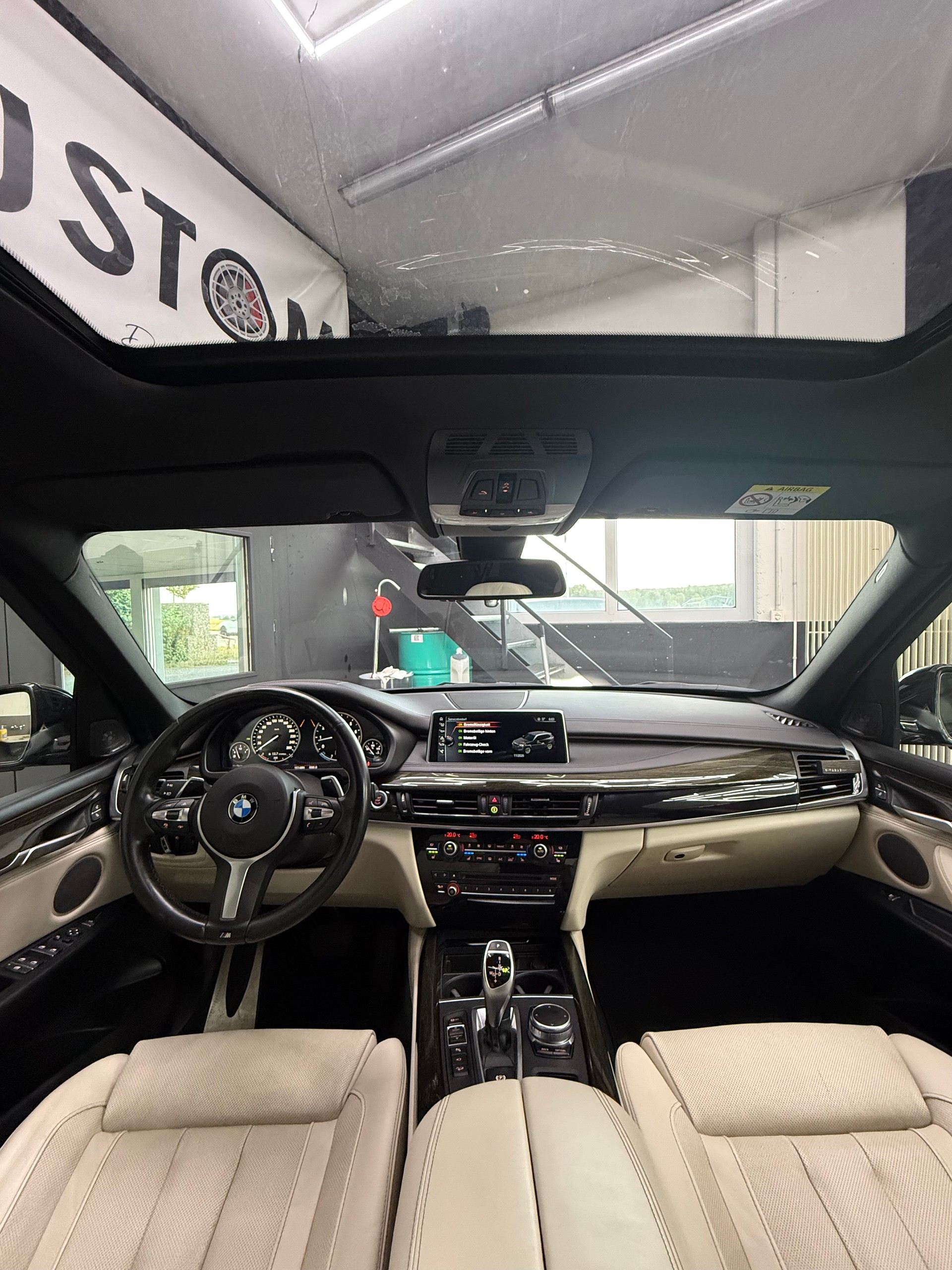 BMW X5 xDrive 50i|M-Packet| Frisch ab MFK&Service|Vollausstatung-image-9
