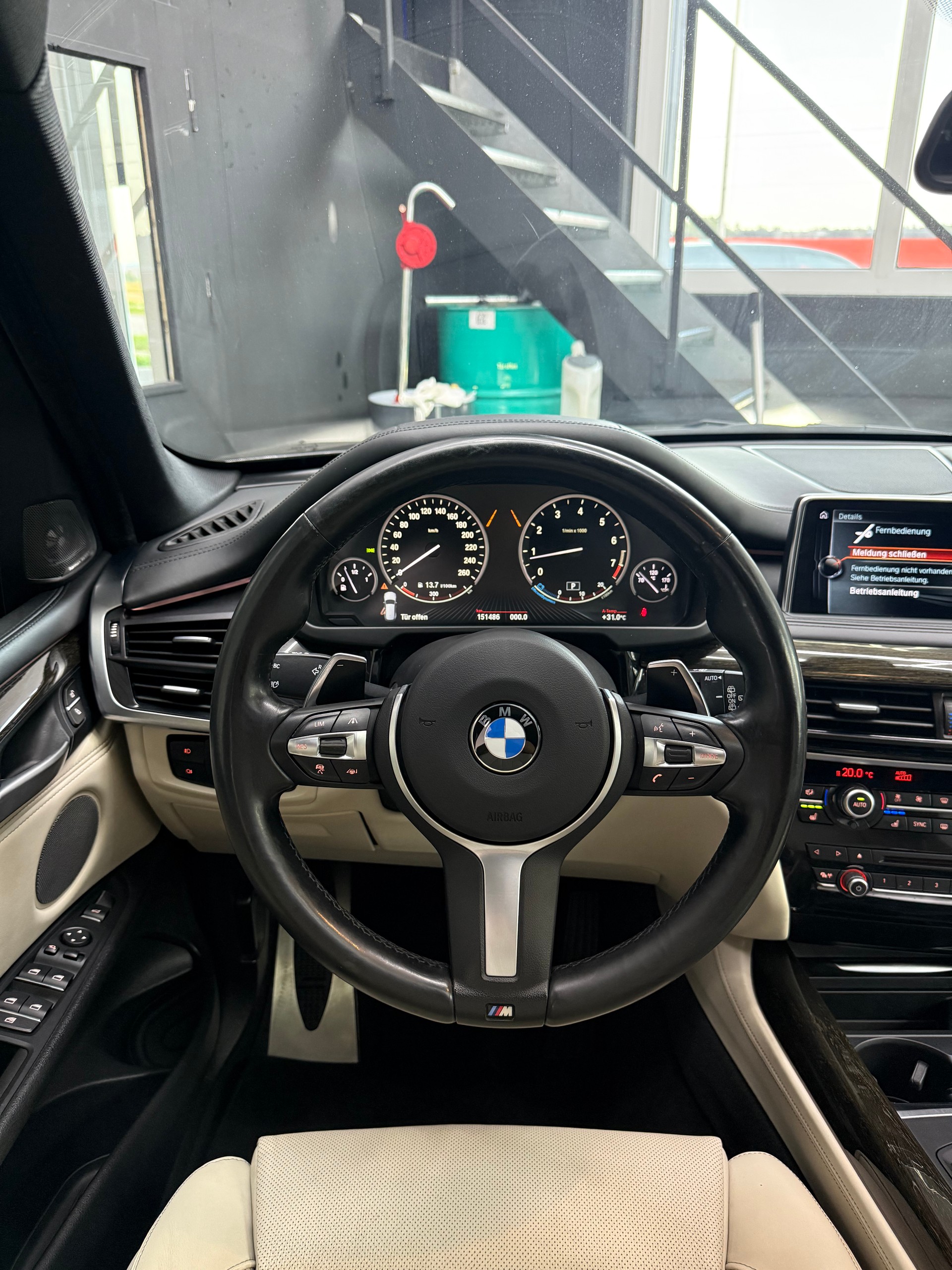 BMW X5 xDrive 50i|M-Packet| Frisch ab MFK&Service|Vollausstatung-image-10