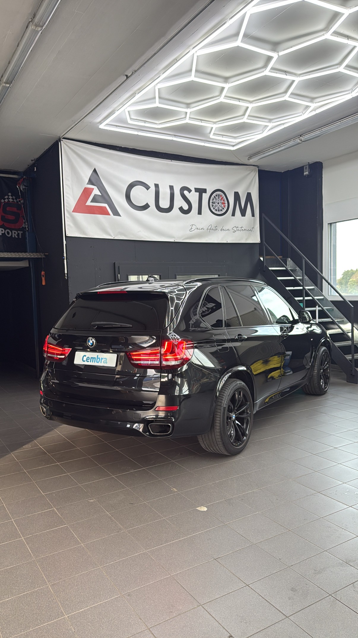 BMW X5 xDrive 50i|M-Packet| Frisch ab MFK&Service|Vollausstatung-image-4