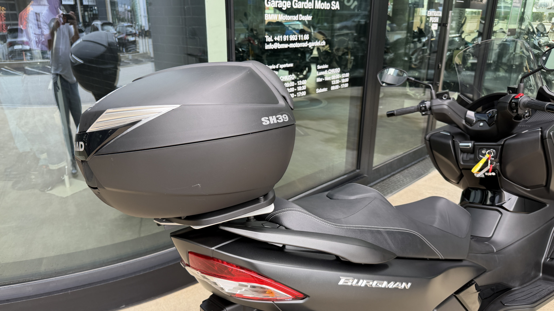 SUZUKI AN 400 Burgman-showroom-element-3