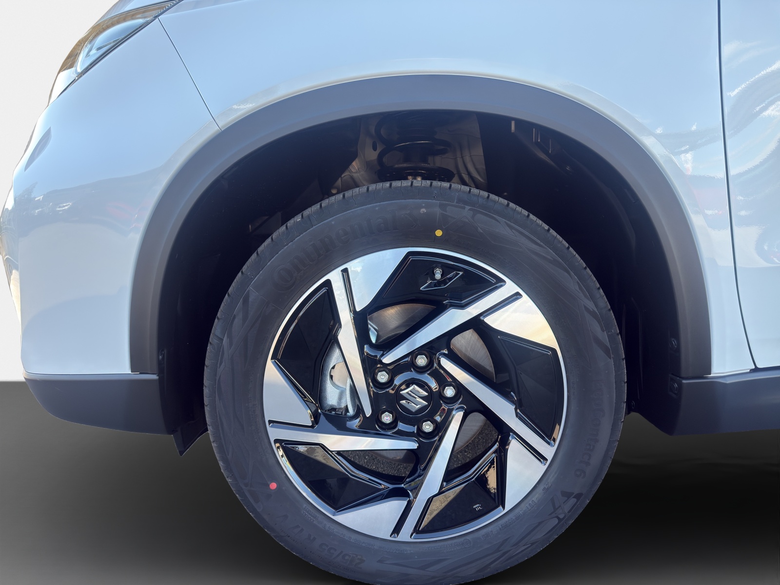 SUZUKI Vitara 1.4T/110 Piz Sulai Top 4x4-image-8