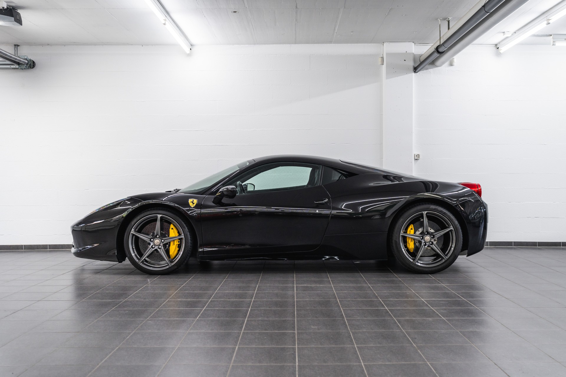 FERRARI 458 Italia 4.5 V8-image-3
