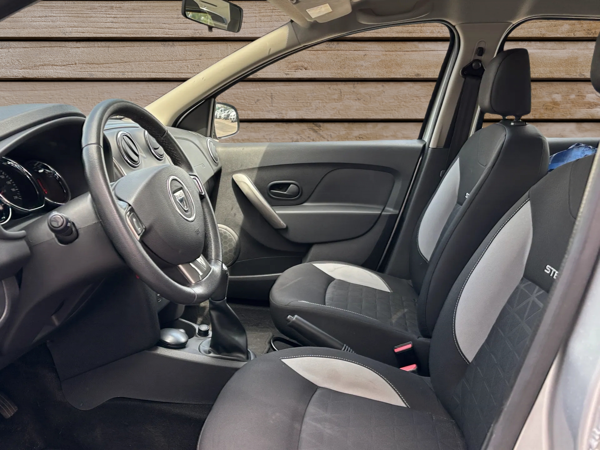 DACIA Sandero Tce 90 Stepway Ambiance-image-5