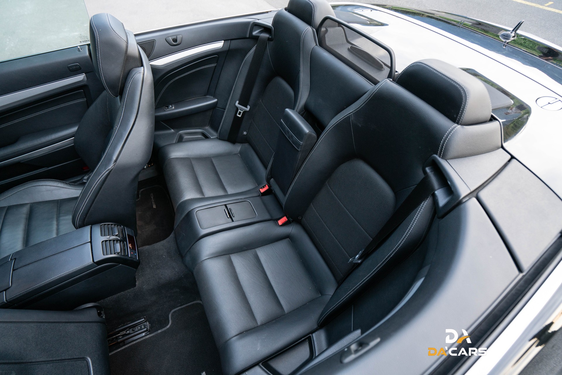 MERCEDES-BENZ E 250 7G-Tronic-image-6