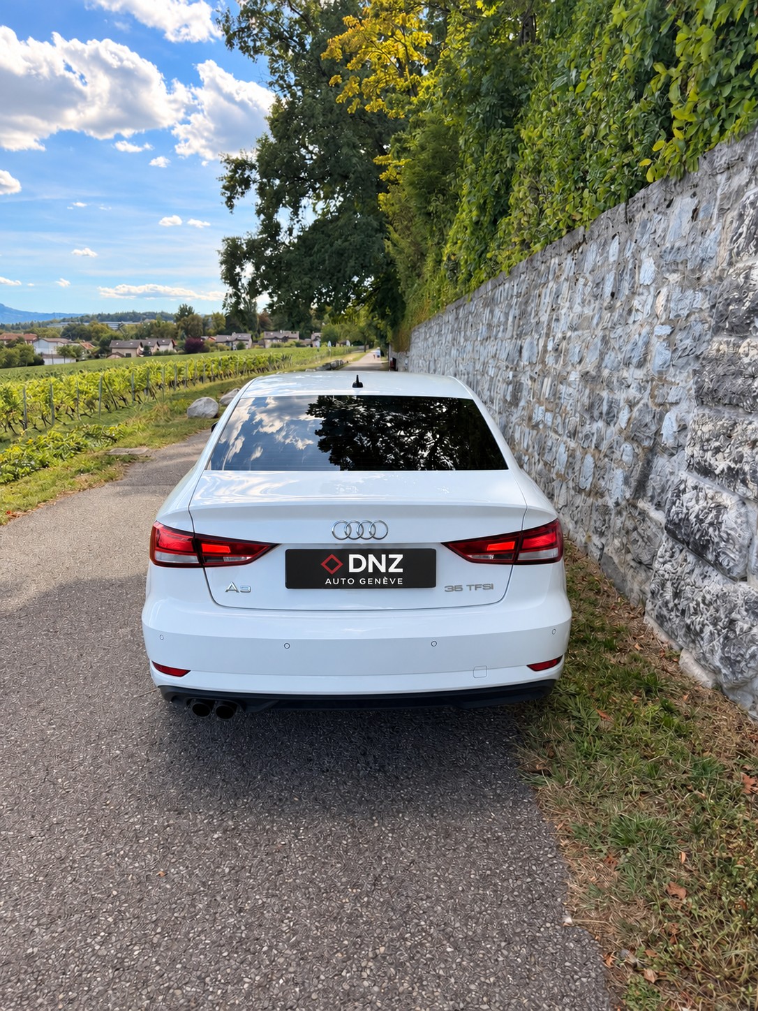 AUDI A3 35 Sportback TFSI Attraction S-tronic-image-4