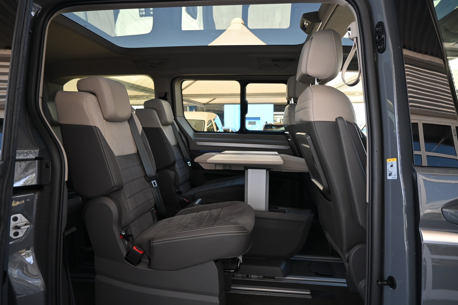 VW Multivan 2.0 TDI Style DSG Lang 7-Plätzer + AHK 2000kg-image-14
