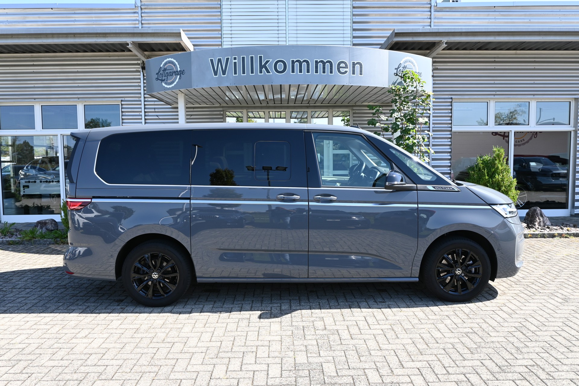 VW Multivan 2.0 TDI Style DSG Lang 7-Plätzer + AHK 2000kg-image-5