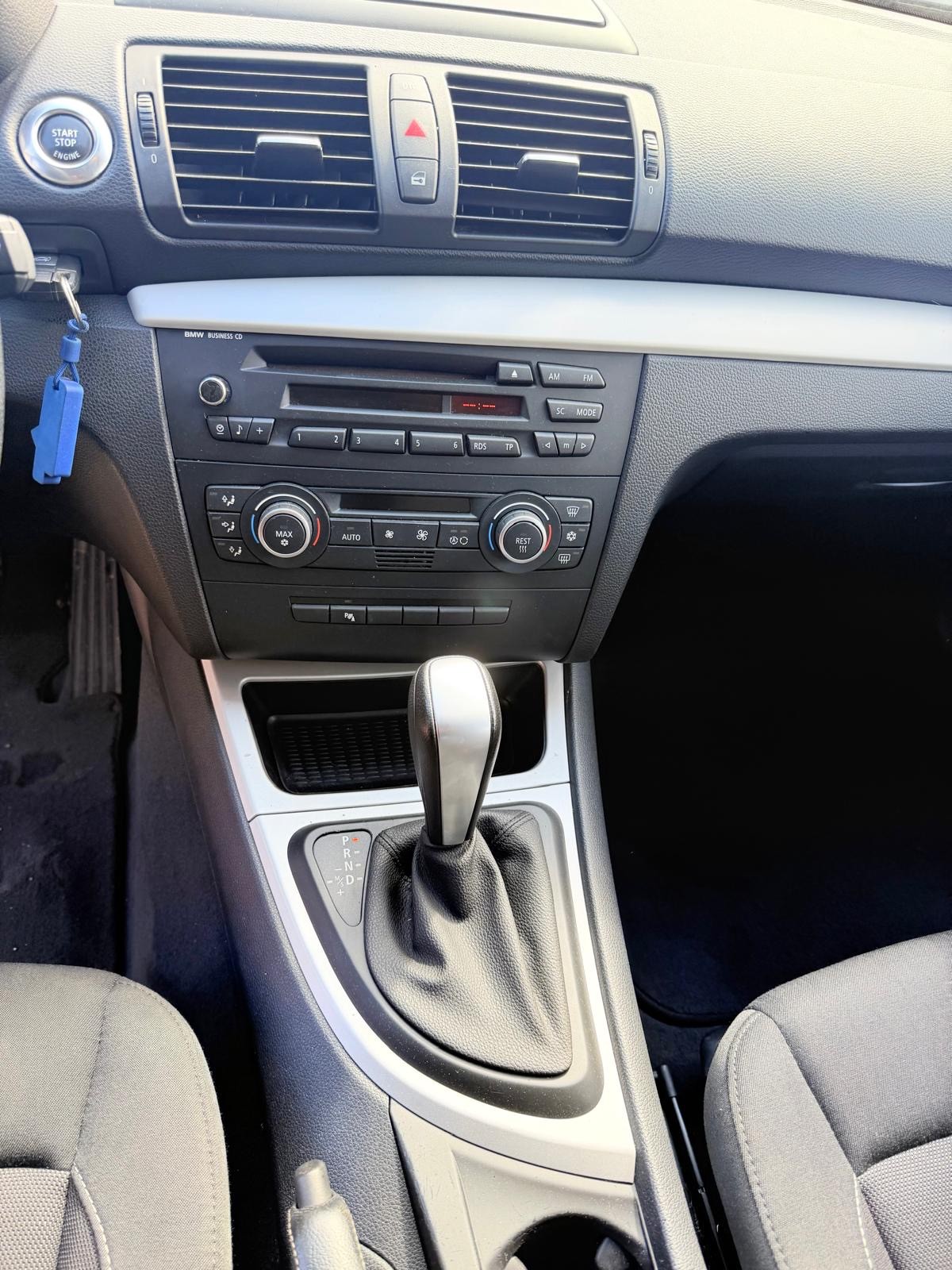 BMW 120i AccessPlus Steptronic-image-12