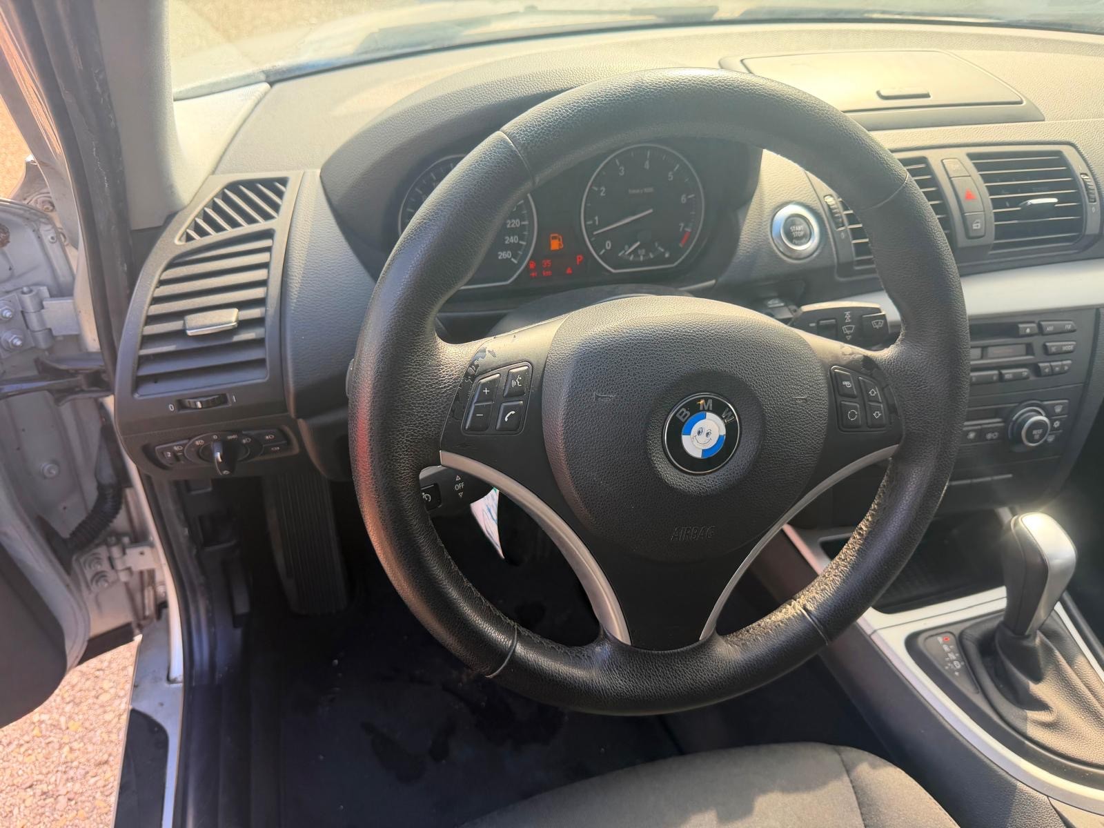 BMW 120i AccessPlus Steptronic-image-13