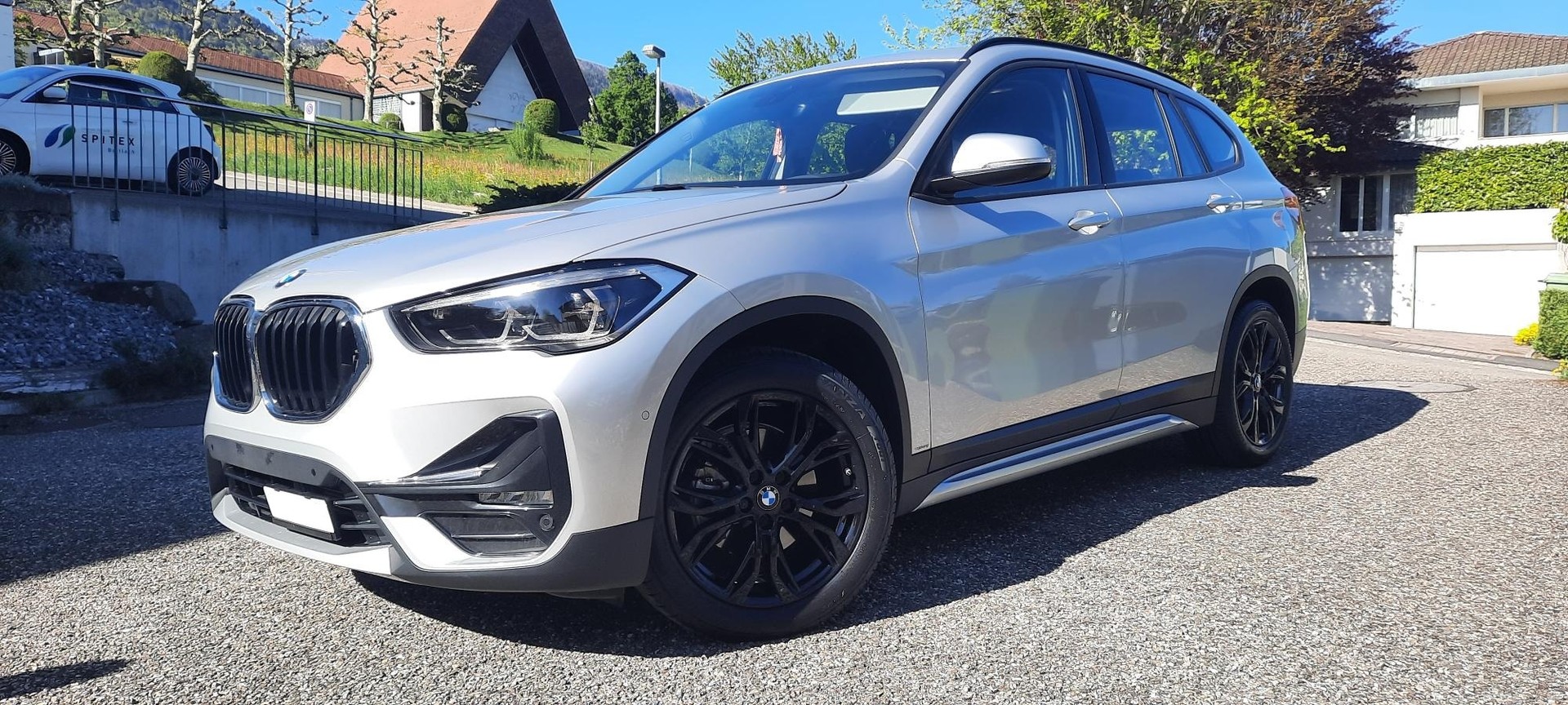 BMW X1 xDrive 18d Sport Line Steptronic-image-0