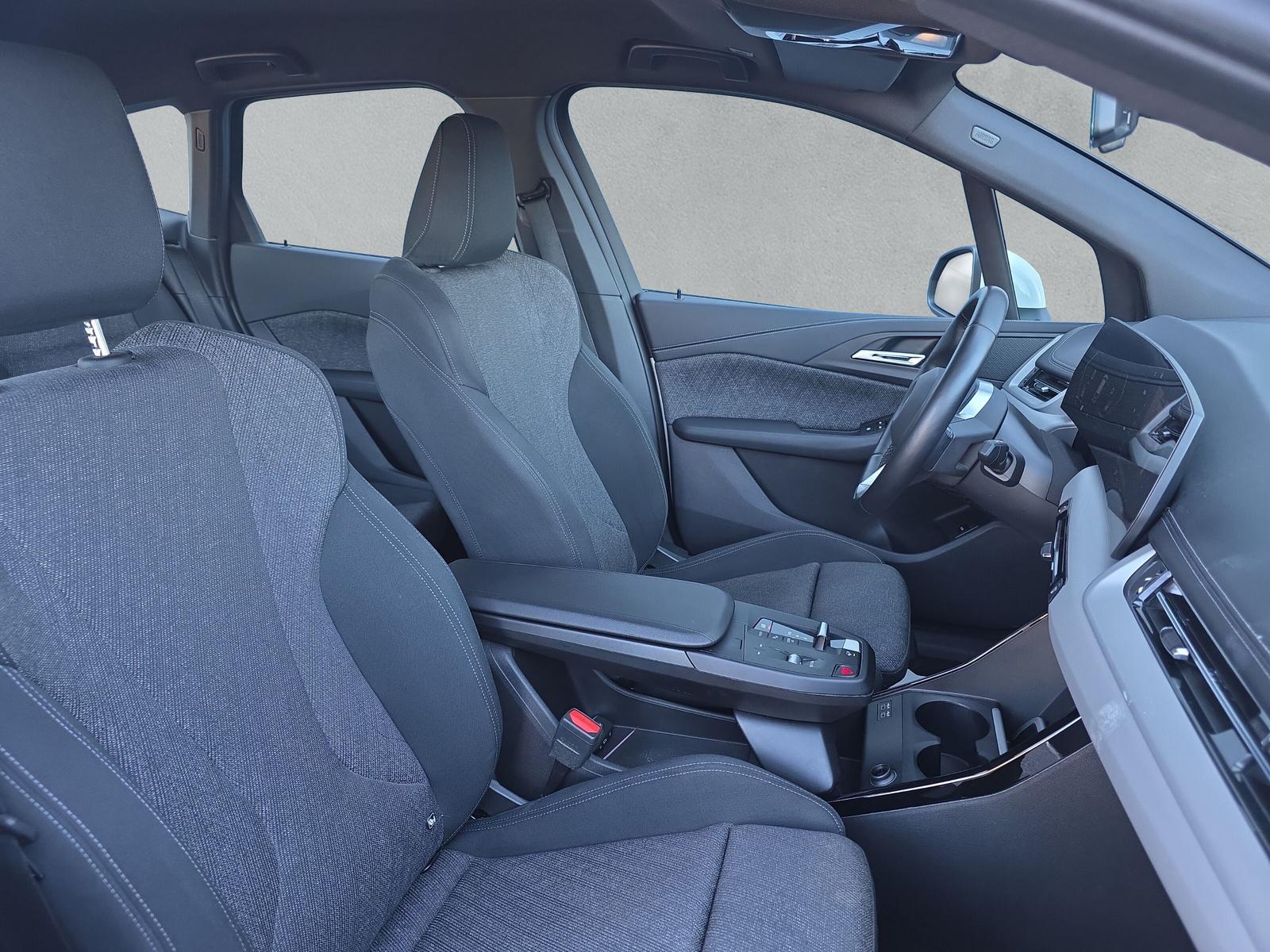 BMW 218i Active Tourer U06 (CH)-image-12