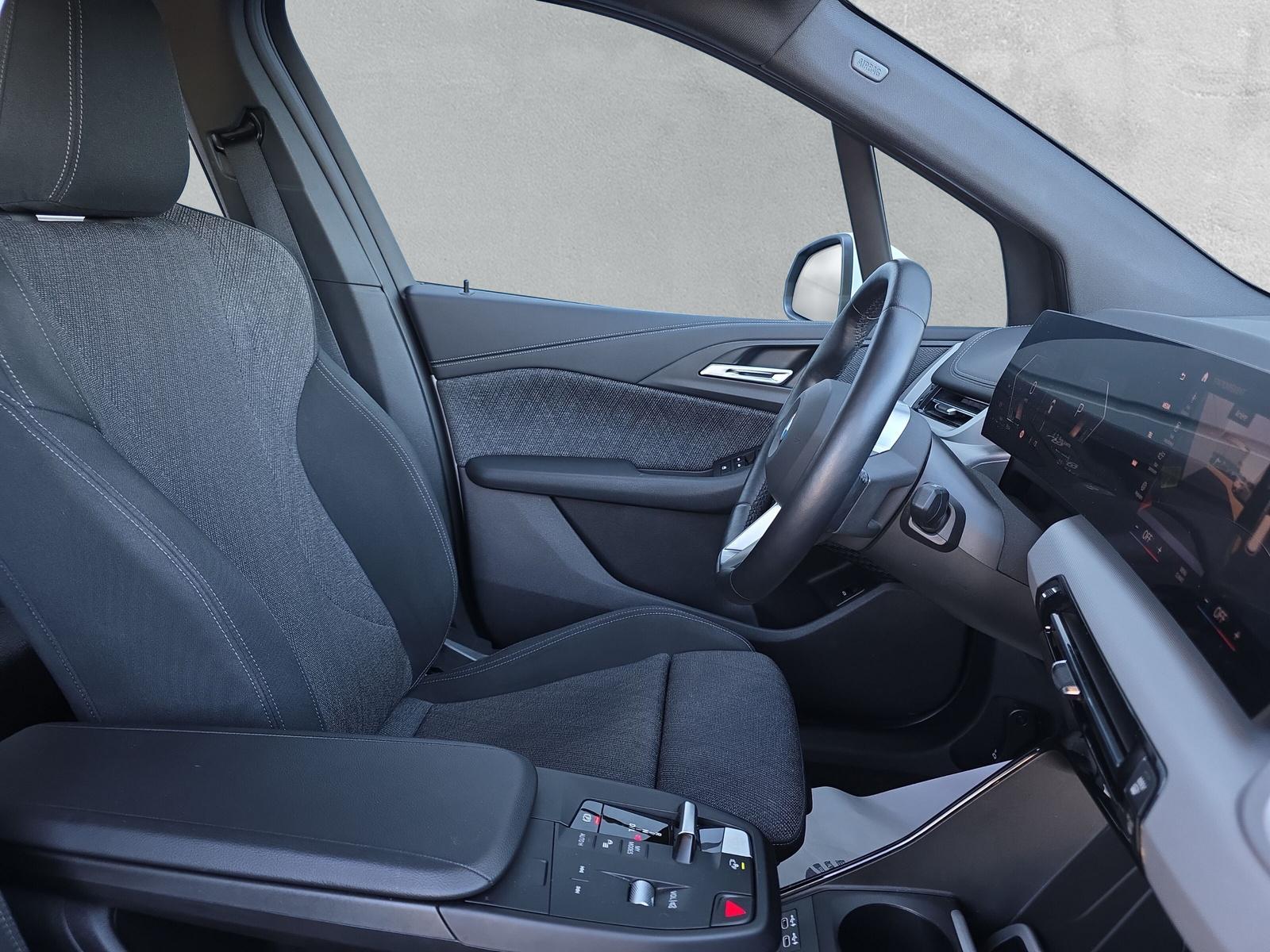 BMW 218i Active Tourer U06 (CH)-image-13