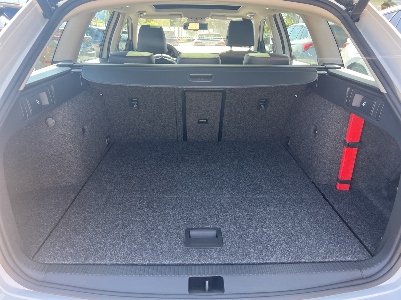 SKODA Octavia Combi 1.8 TSI Style 4x4 DSG-image-9