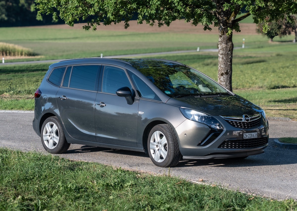 OPEL 1.6 CDTI 136 eF Cosmo S/S-image-0