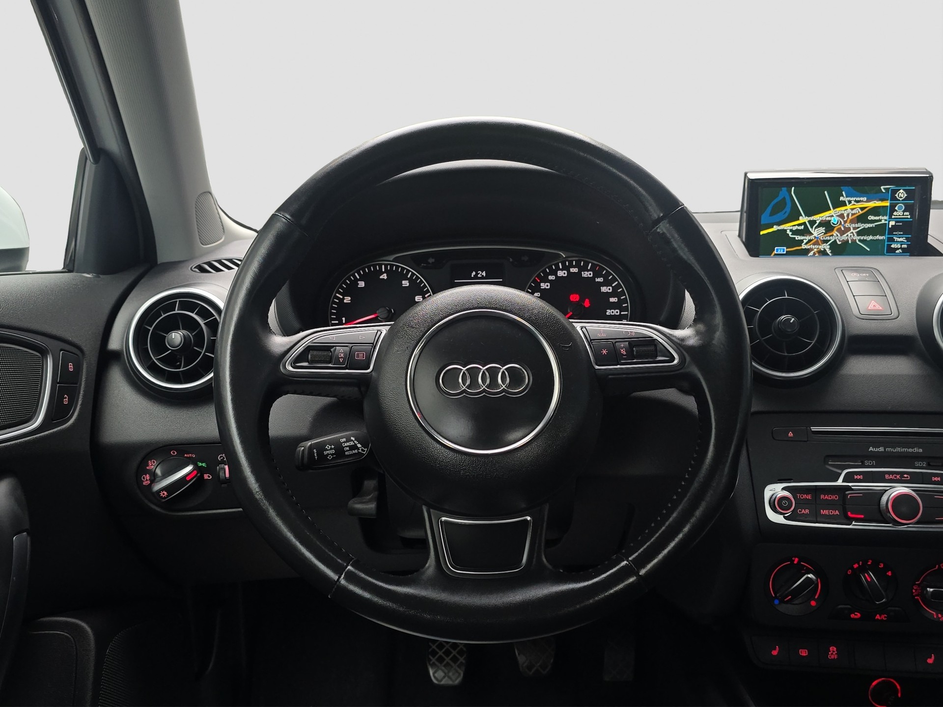 AUDI A1 Sportback 1.4 TFSI-image-13