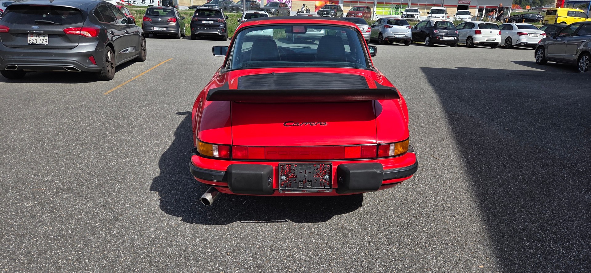 PORSCHE 3.2 Carrera-image-6
