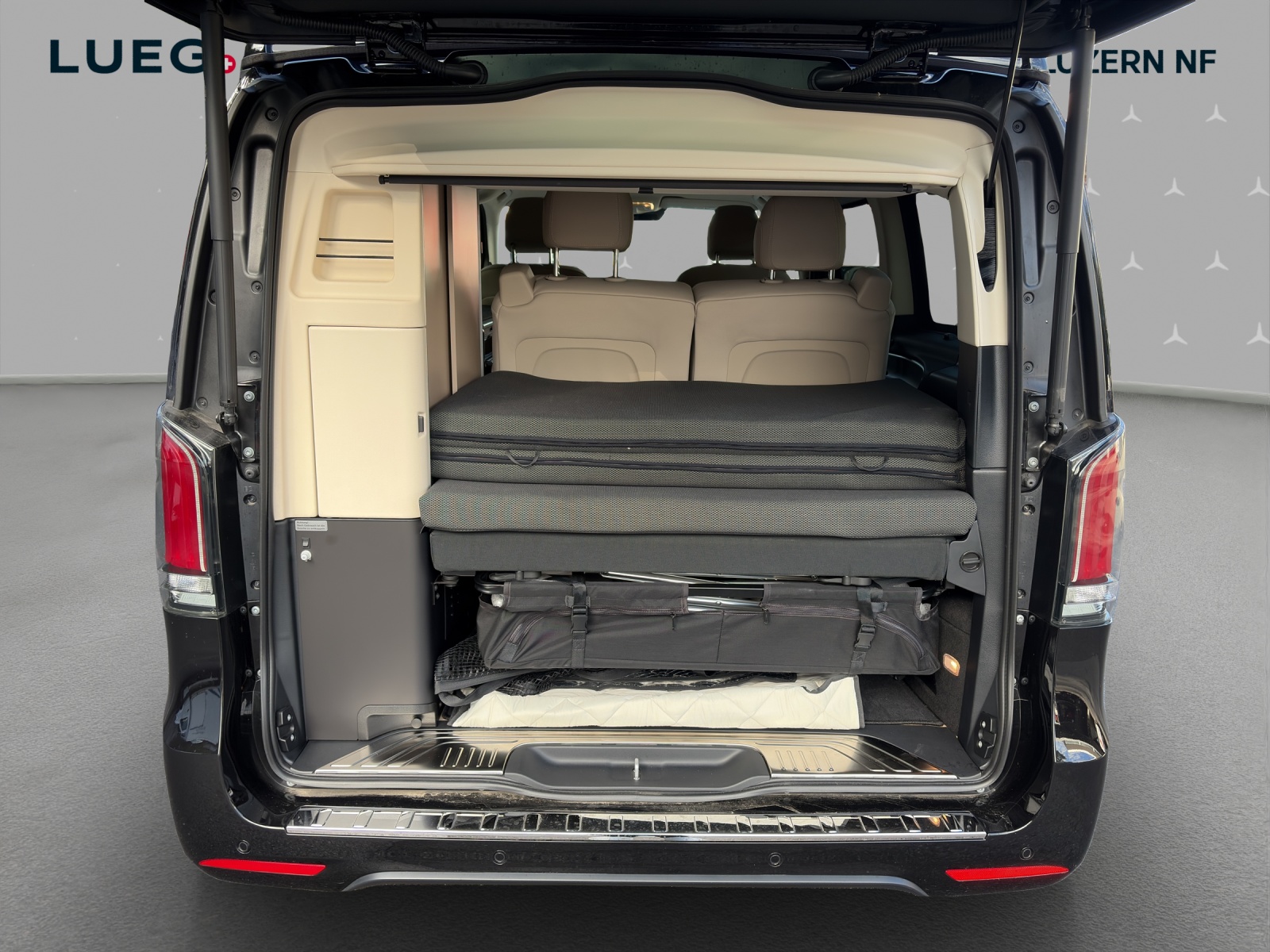 MERCEDES-BENZ Marco Polo 300 d 4M Automat-image-13