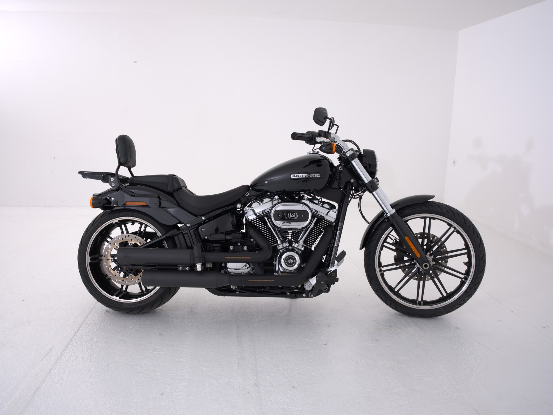 HARLEY-DAVIDSON FXBRS Breakout 114 ABS-showroom-element-1