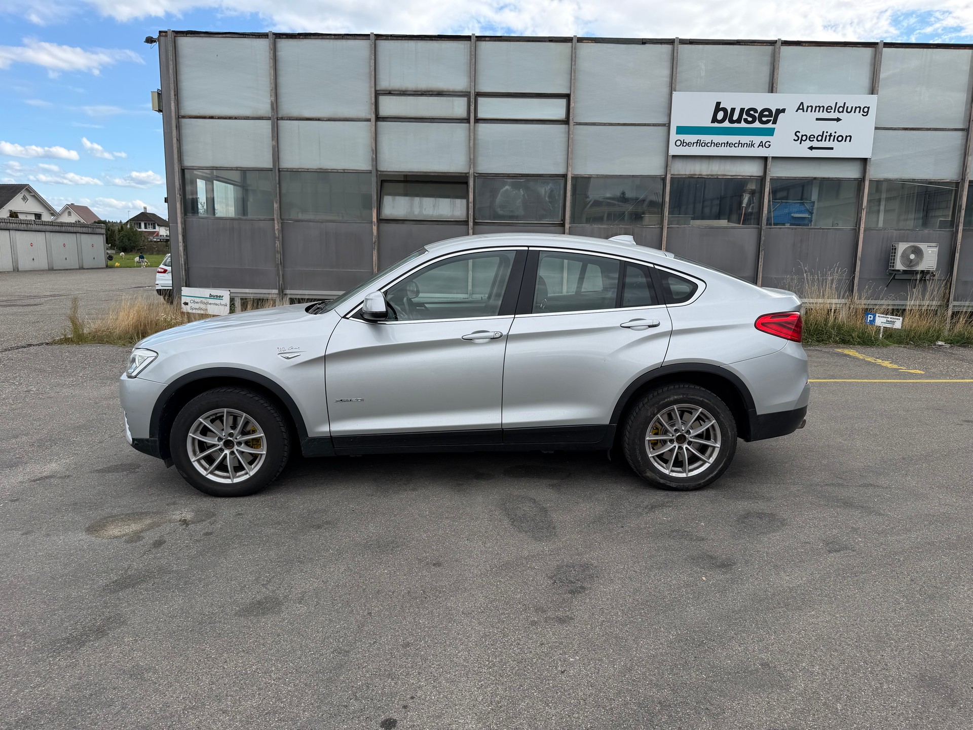 BMW X4 xDrive 20i xLine Steptronic-image-6
