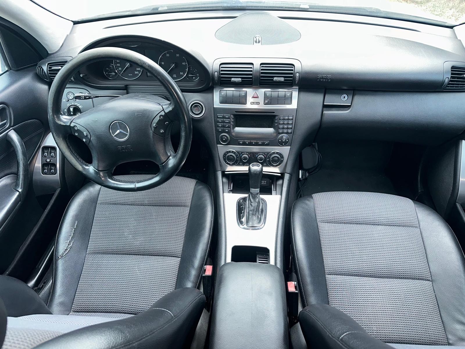 MERCEDES-BENZ C 220 CDI Elégance-image-11