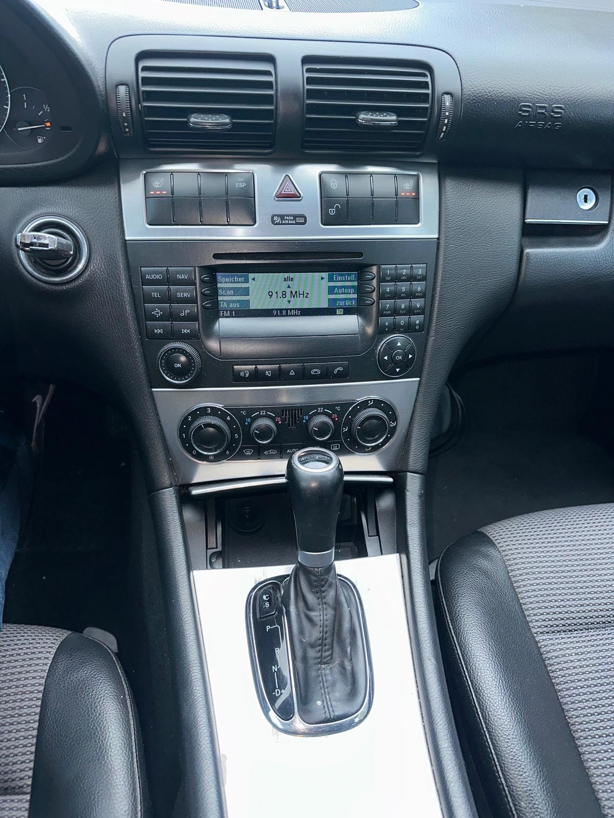 MERCEDES-BENZ C 220 CDI Elégance-image-8