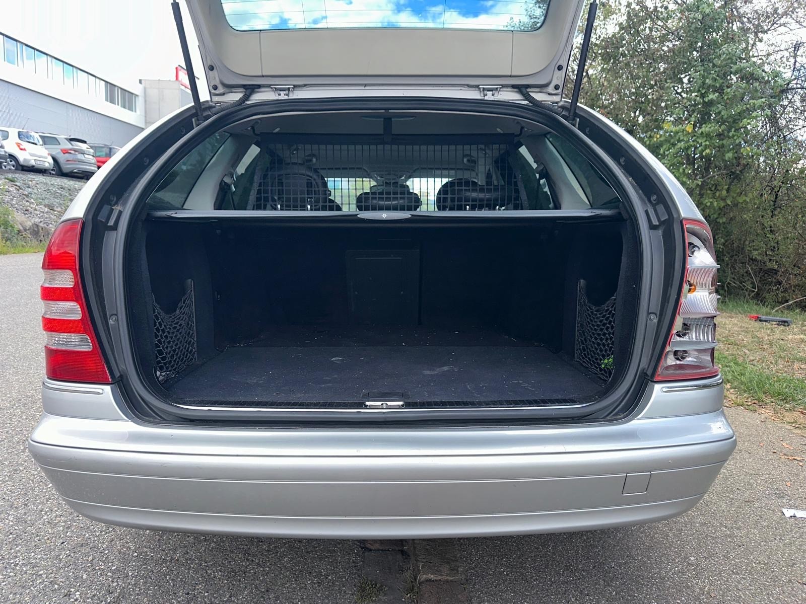 MERCEDES-BENZ C 220 CDI Elégance-image-5