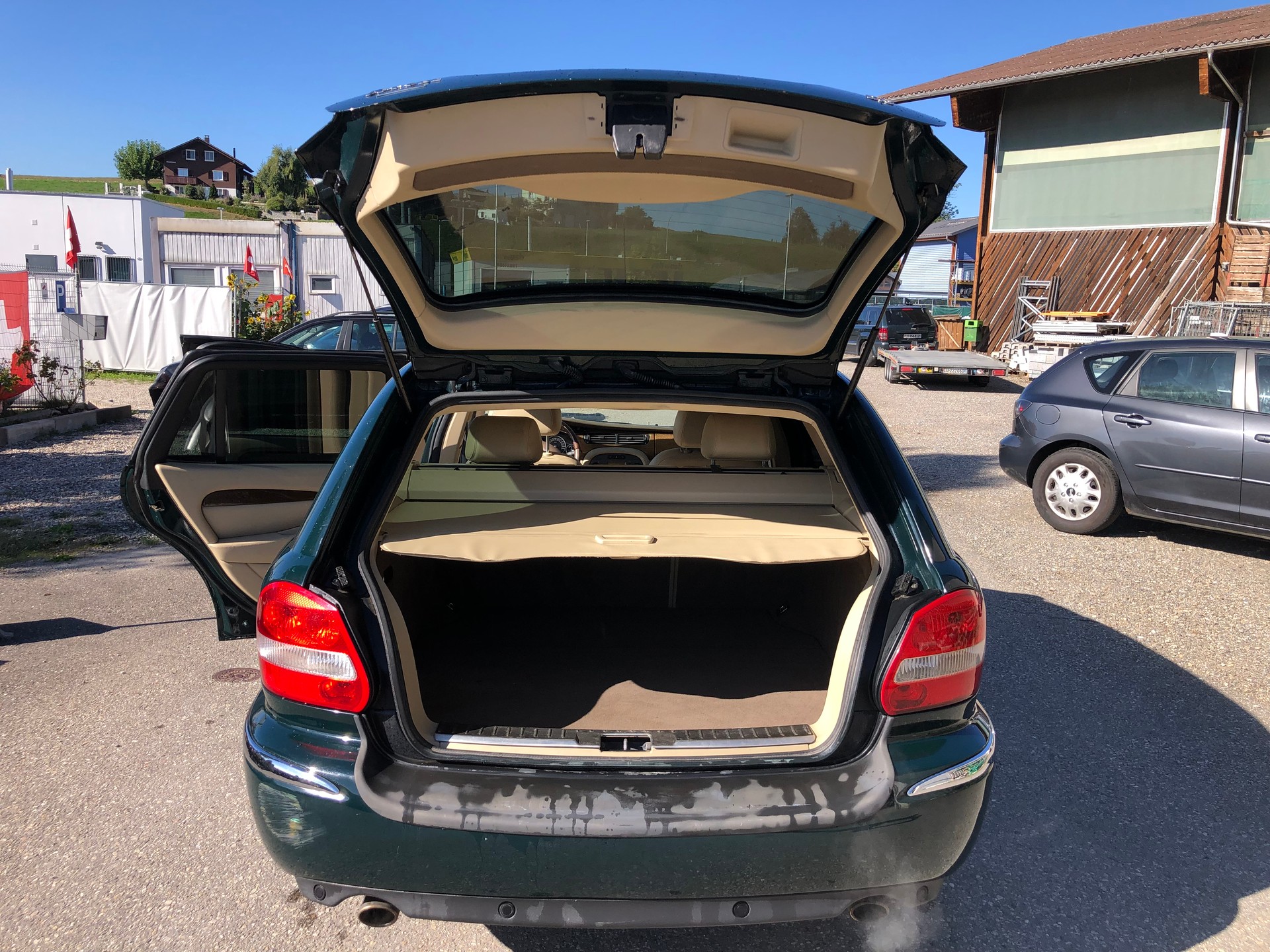 JAGUAR X-Type Estate 3.0 V6 Traction4 Executive-image-10