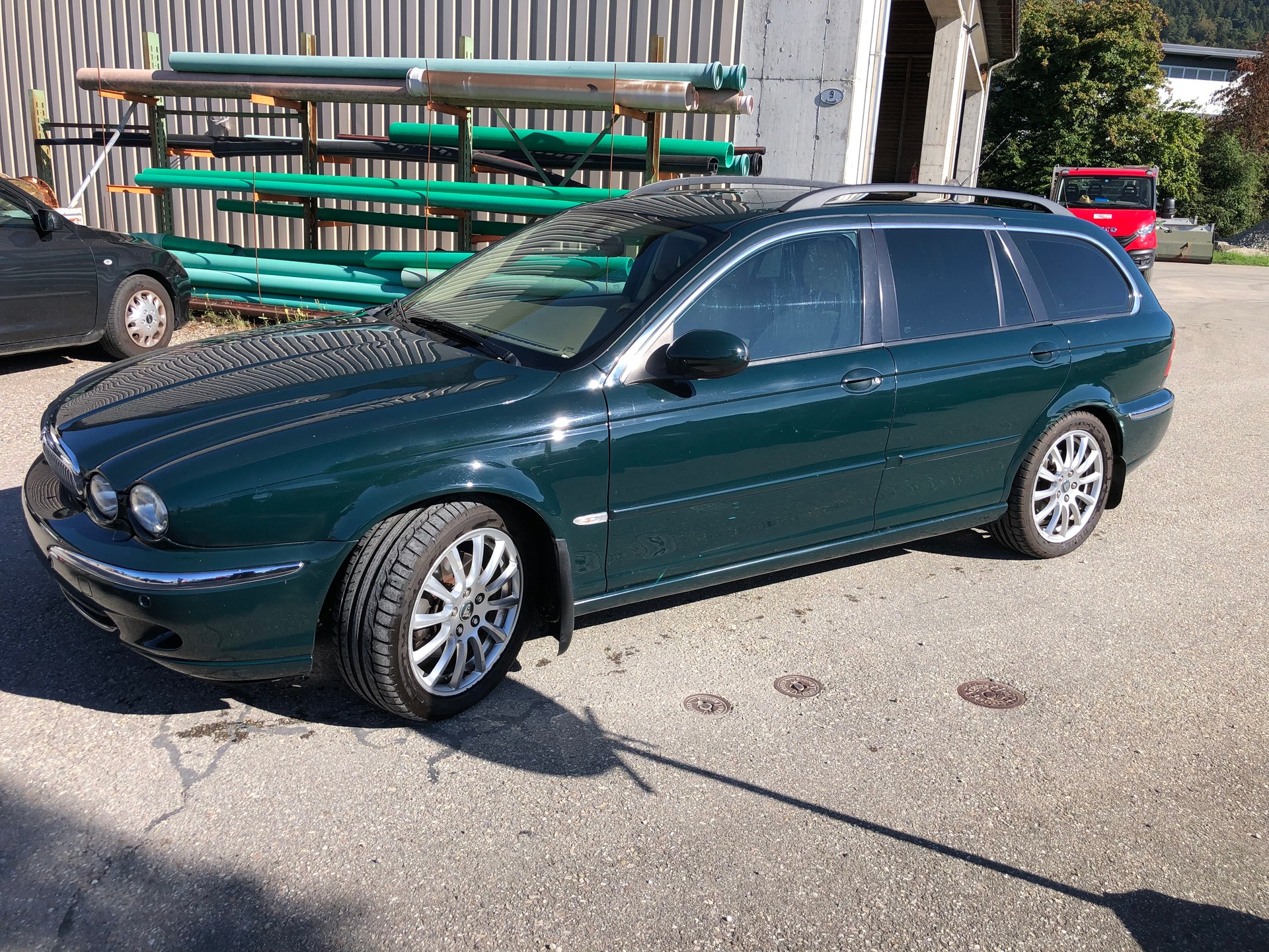 JAGUAR X-Type Estate 3.0 V6 Traction4 Executive-image-1