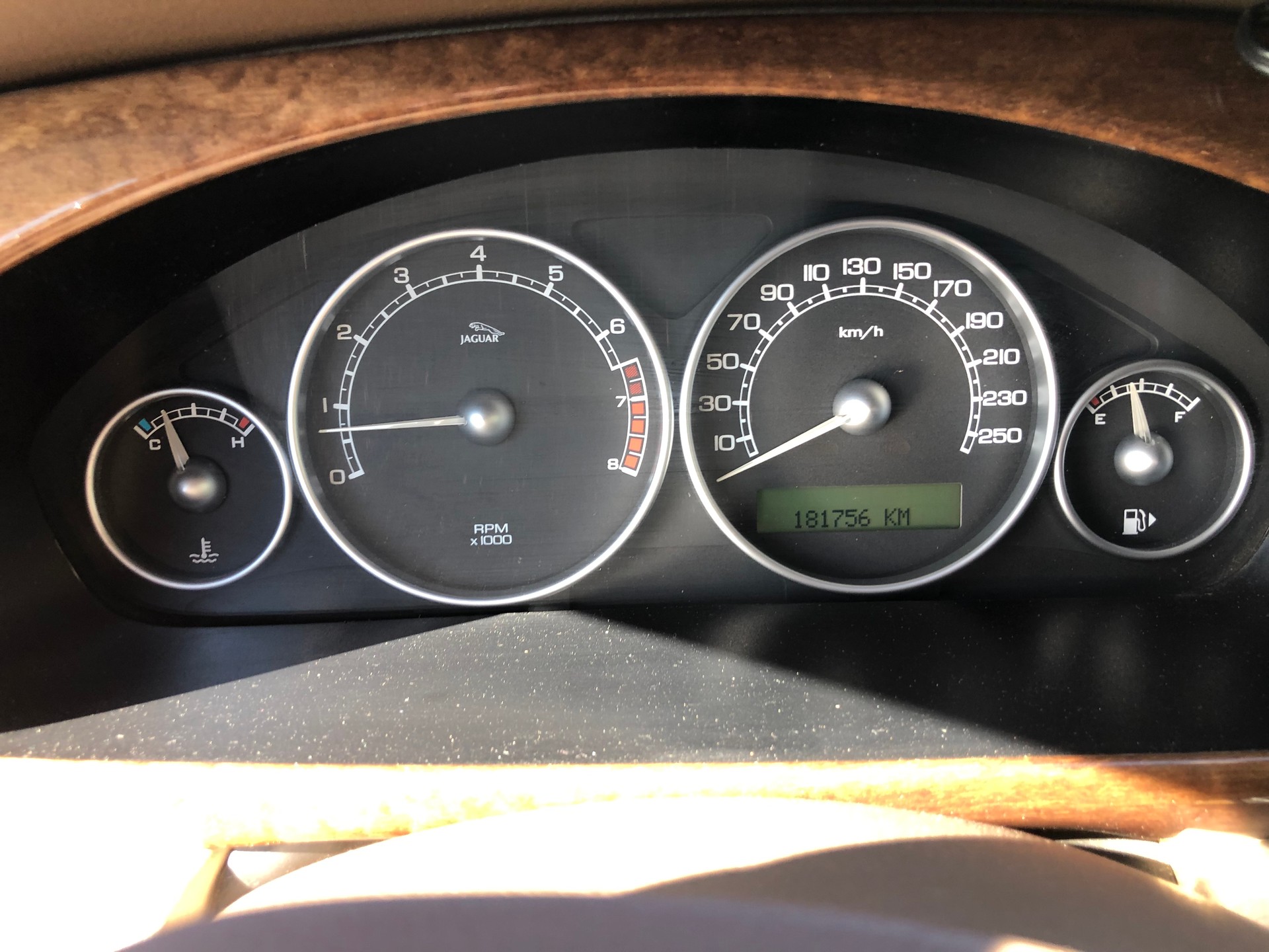 JAGUAR X-Type Estate 3.0 V6 Traction4 Executive-image-14