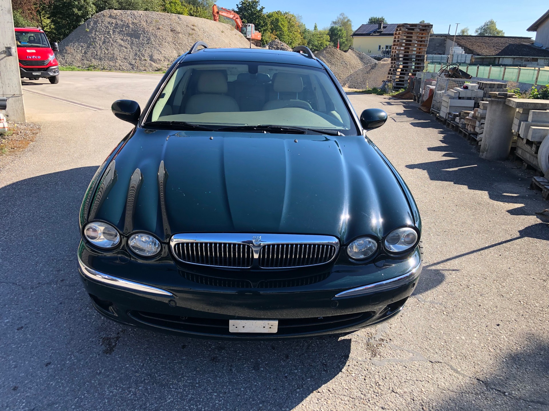 JAGUAR X-Type Estate 3.0 V6 Traction4 Executive-image-0