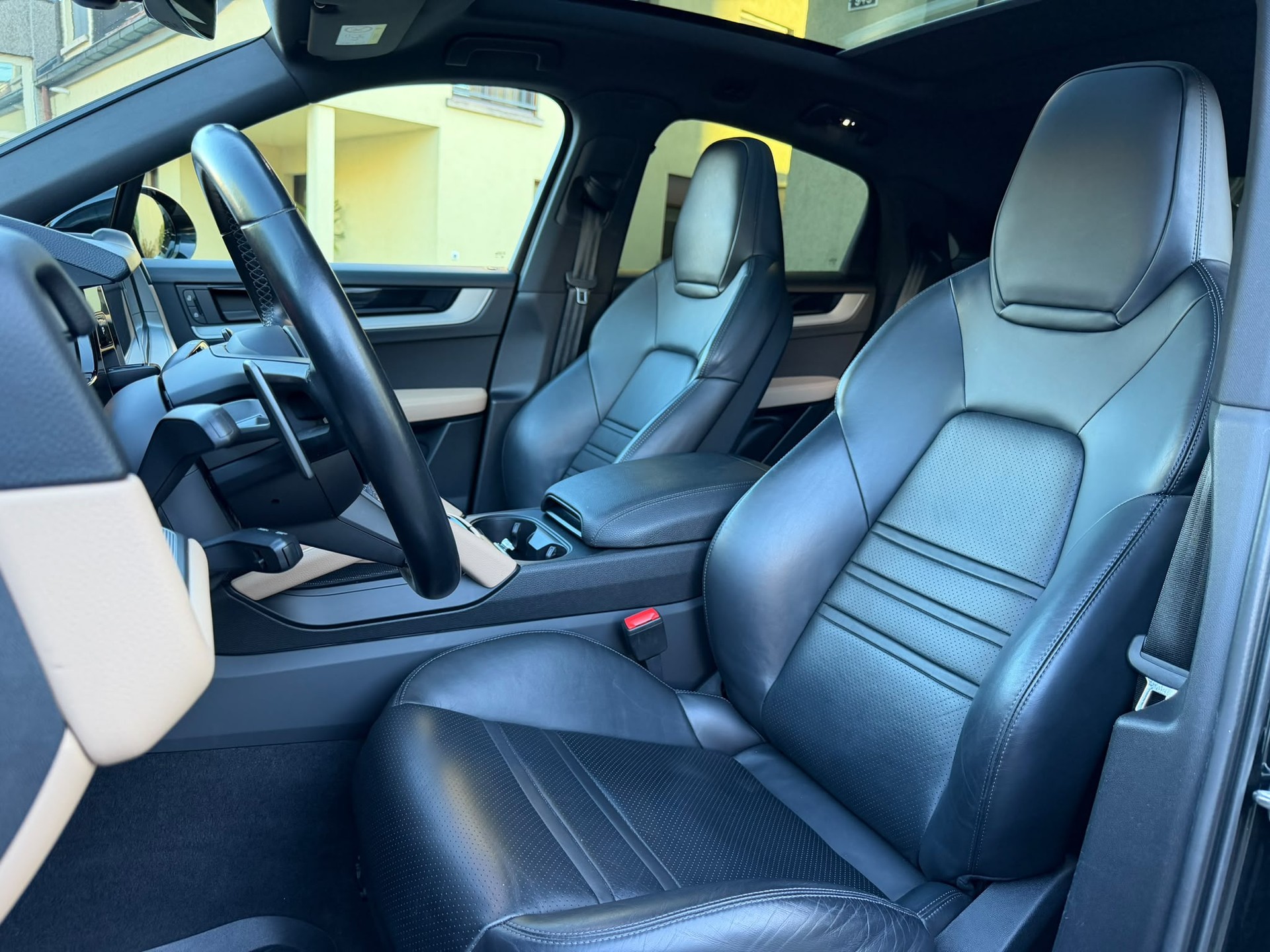 PORSCHE Cayenne Coupé E-Hybrid Tiptronic-image-8