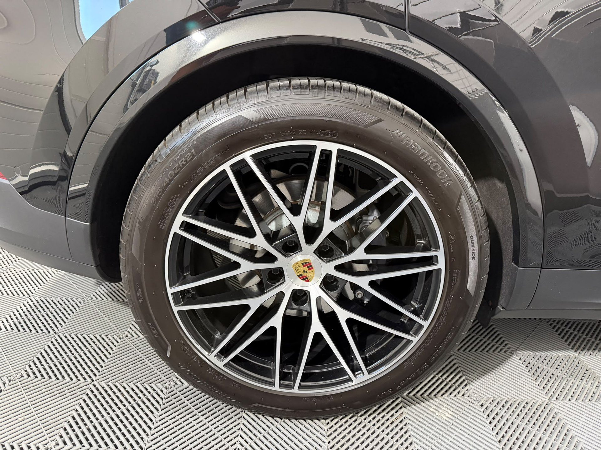 PORSCHE Cayenne Coupé E-Hybrid Tiptronic-image-26