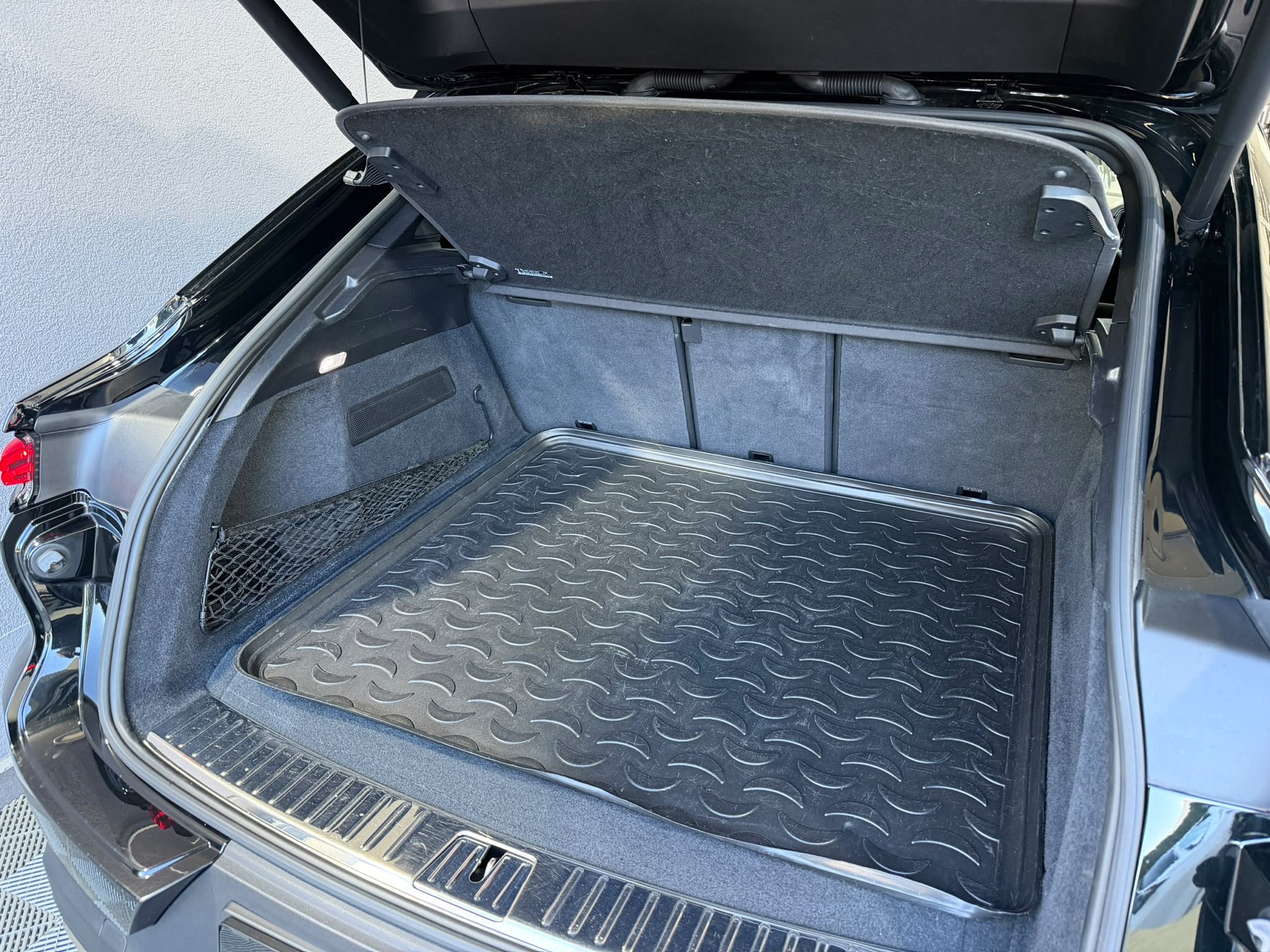 PORSCHE Cayenne Coupé E-Hybrid Tiptronic-image-23