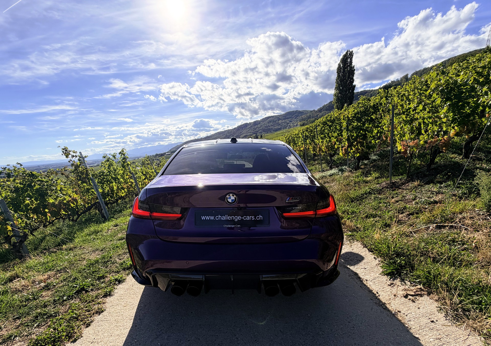 BMW M3 Competition M xDrive-image-9