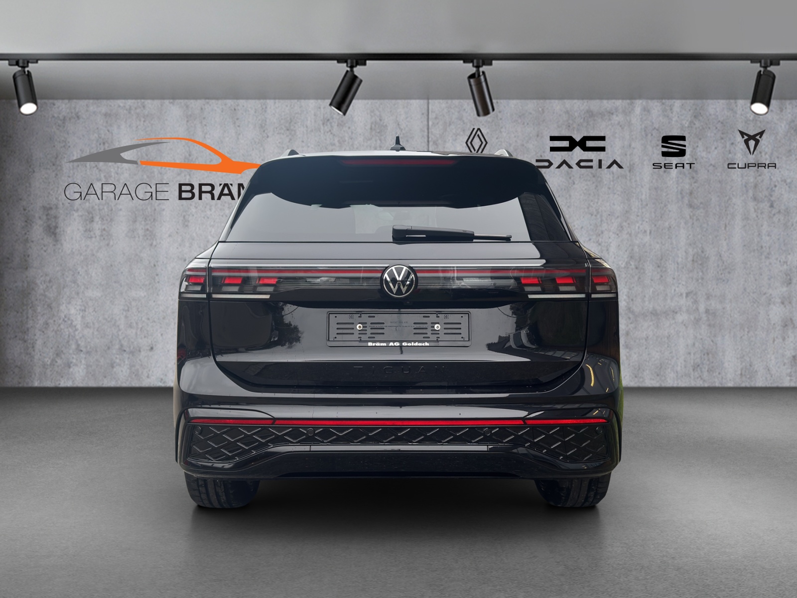 VW Tiguan 2.0 TSI DSG R-Line 4Motion-image-4