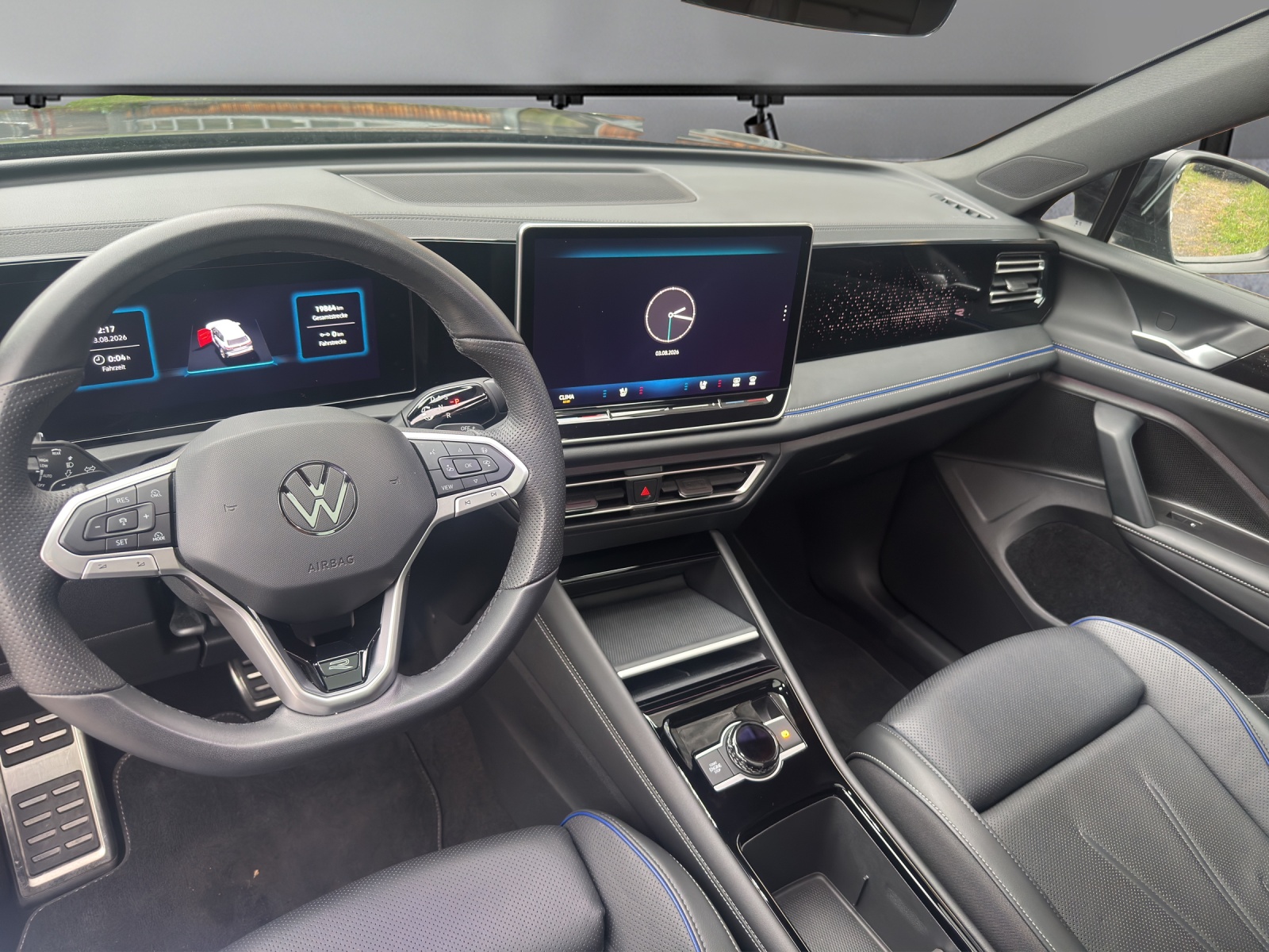 VW Tiguan 2.0 TSI DSG R-Line 4Motion-image-8