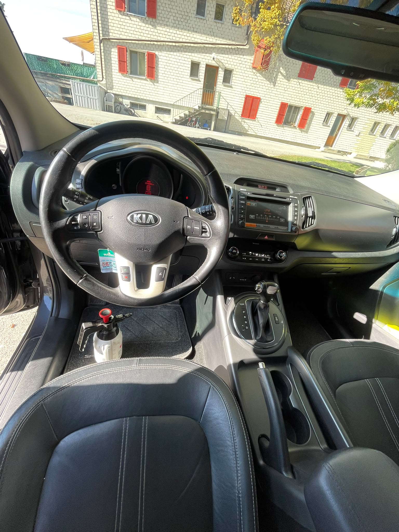 KIA 2.0 CRDi Style-image-5