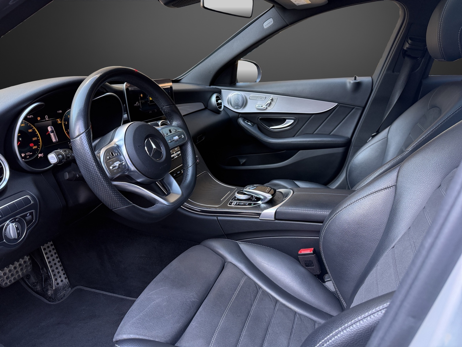 MERCEDES-BENZ C 400 AMG Line 4Matic 9G-Tronic-image-9