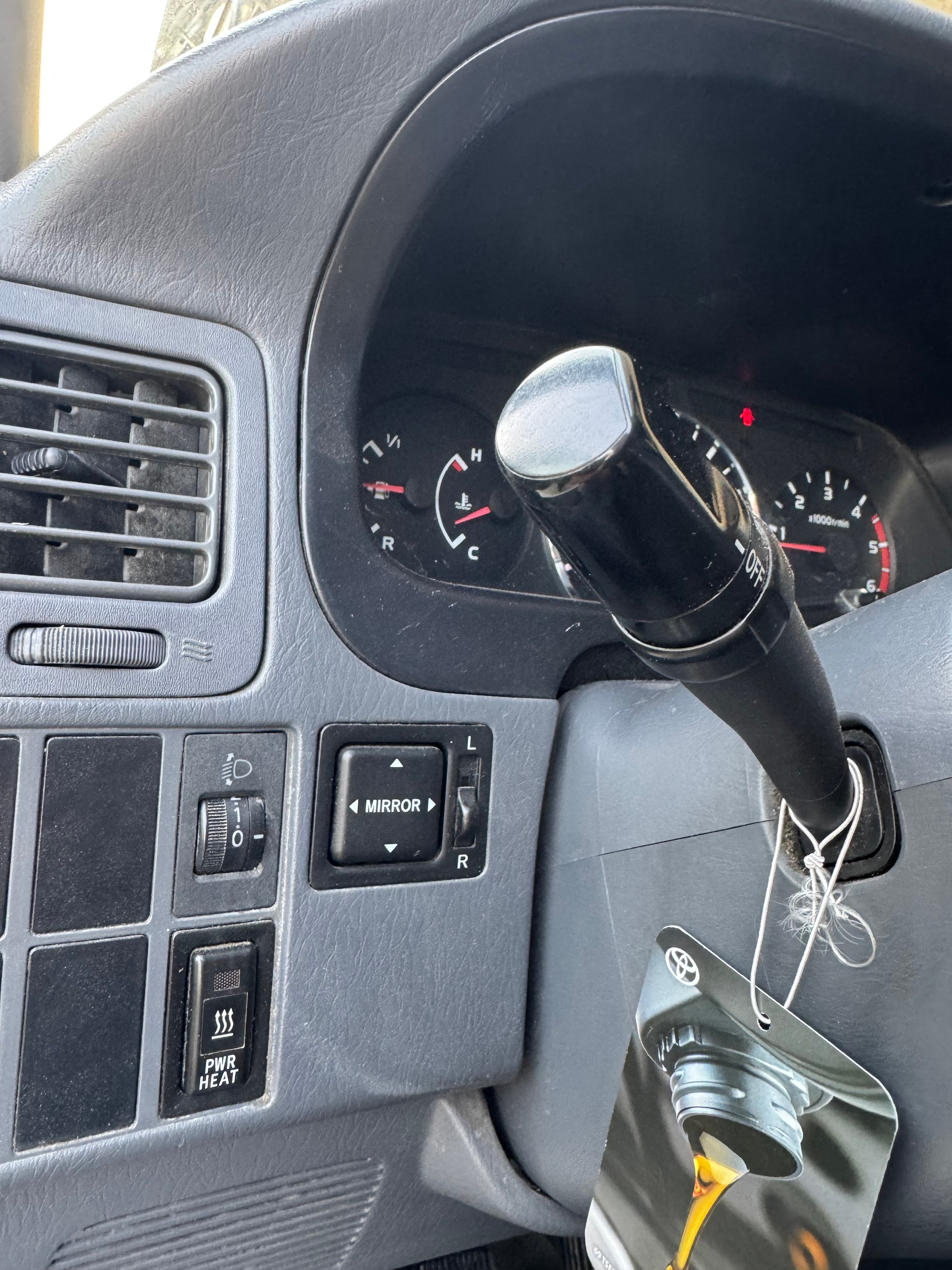 TOYOTA Hiace D-4D Kombi/Werk 4WD-image-11